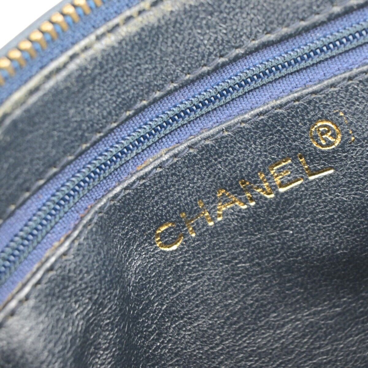 CHANEL Matelasse Tassel Chain Mini Shoulder Bag Leather Navy Vintage 660RK687