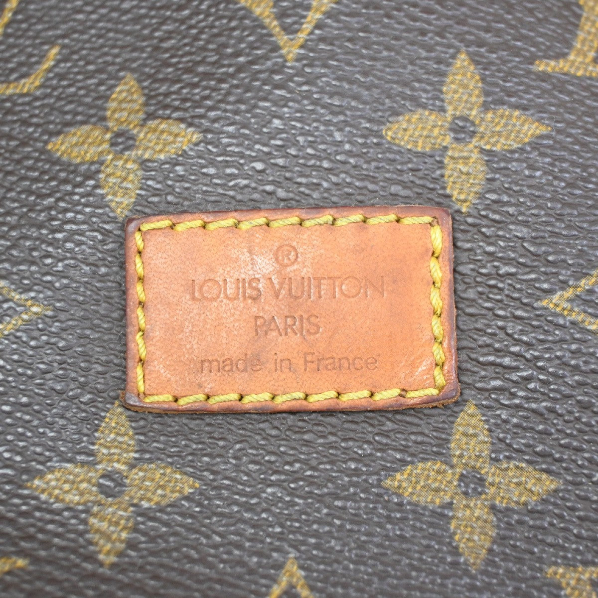 LOUIS VUITTON Logo Saumur 30 Shoulder Bag Monogram Leather Brown M42256 35ZA261