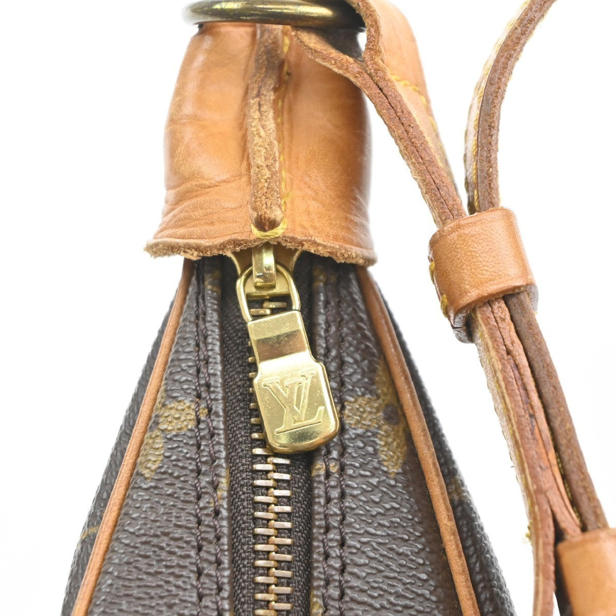 LOUIS VUITTON Boulogne 35 Shoulder Bag Monogram Leather Brown M51260 70SA144