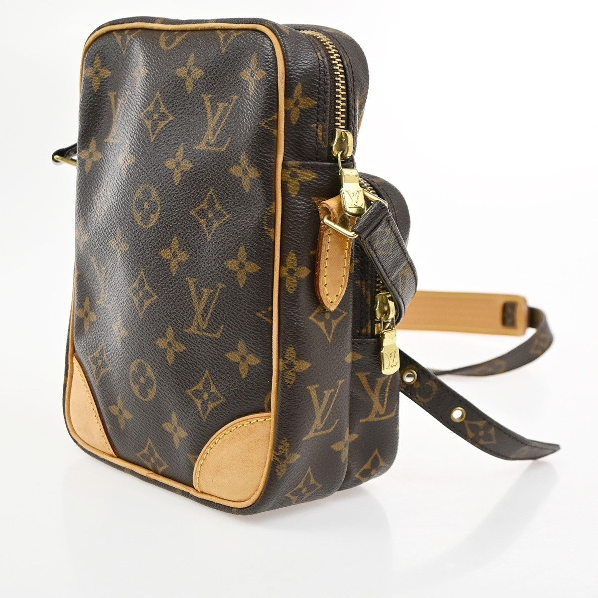 LOUIS VUITTON Amazon Crossbody Shoulder Bag Monogram Leather BN M45236 73CA968