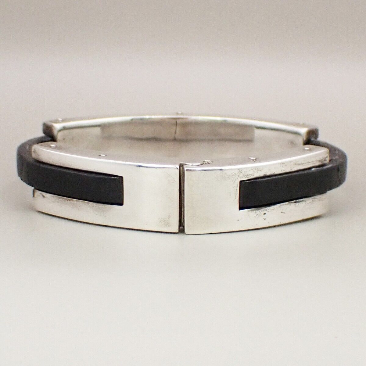 GUCCI Logo Bangle Bracelet Silver 925 Leather SHW Black Italy Accessory 01EB465