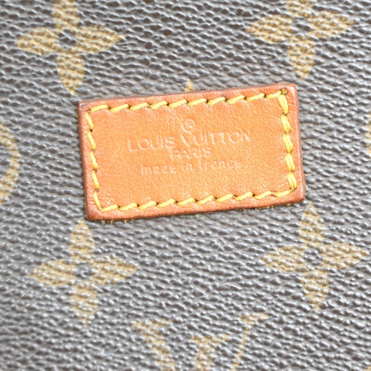 LOUIS VUITTON Logo Saumur 43 Shoulder Bag Monogram Leather Brown M42252 32KC654