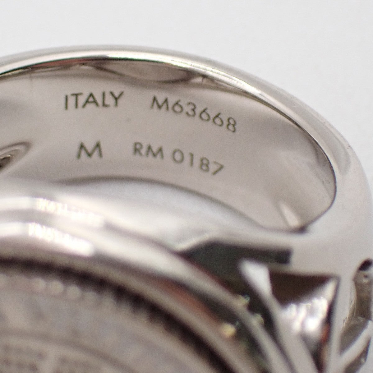 Louis Vuitton Chevaliere Medallion Ring Size M US 9 Metal Silver M63668 61RP010