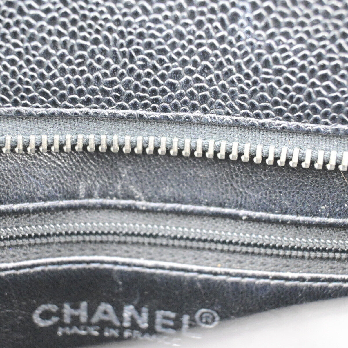 CHANEL CC Medallion Matelasse Shoulder Bag Caviar Skin Leather BK SHW 678RJ970