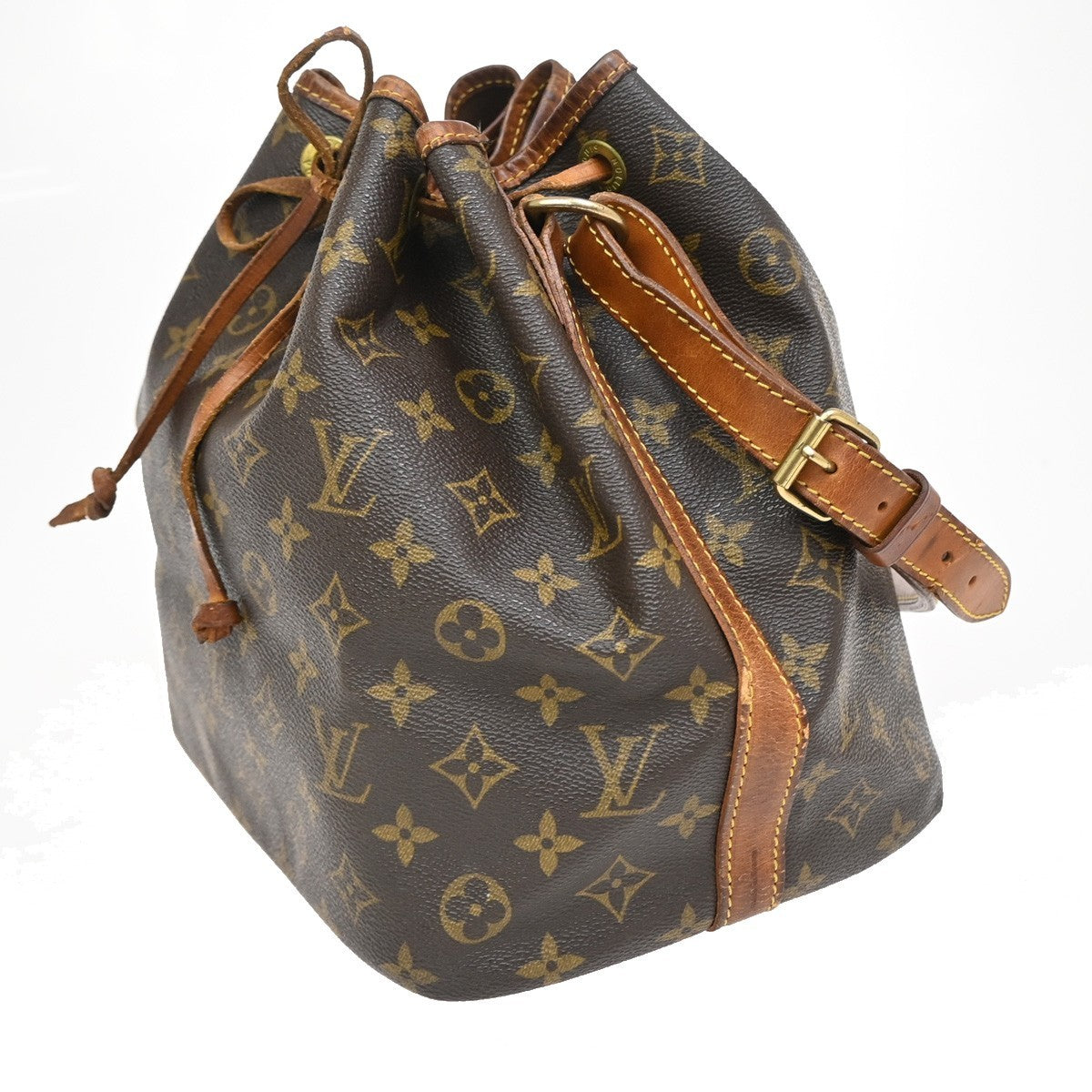 LOUIS VUITTON Petit Noe Drawstring Shoulder Bag Monogram Leather M42226 65EF877