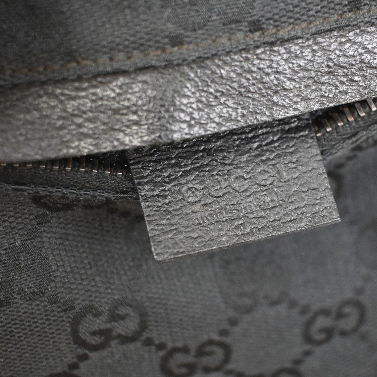 GUCCI Logo GG Pattern Mini Waist Belt Bag Canvas Leather Black SHW Italy 85KC747