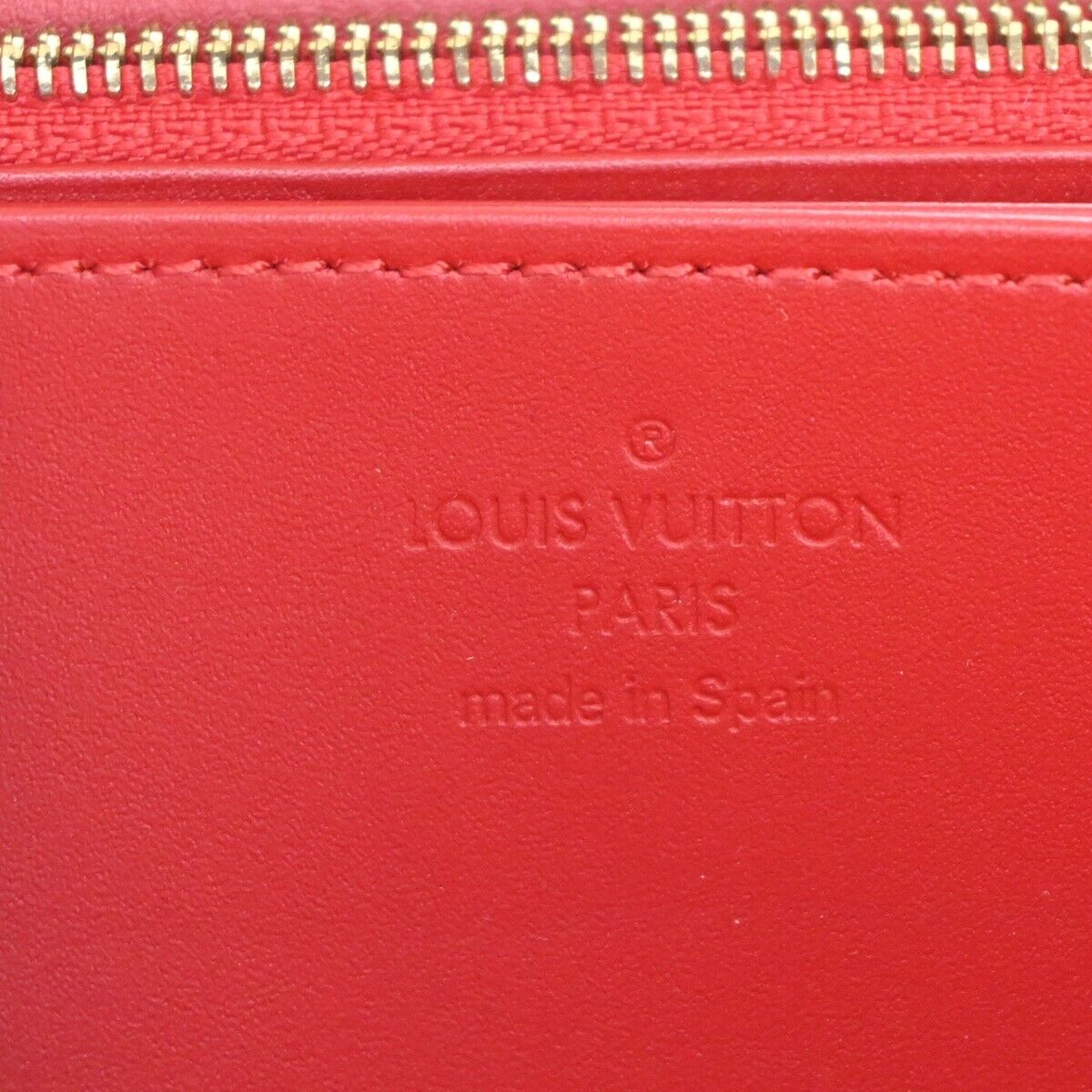 LOUIS VUITTON Zippy Wallet Purse Monogram Vaenis Leather Cerise M90200 32YD753