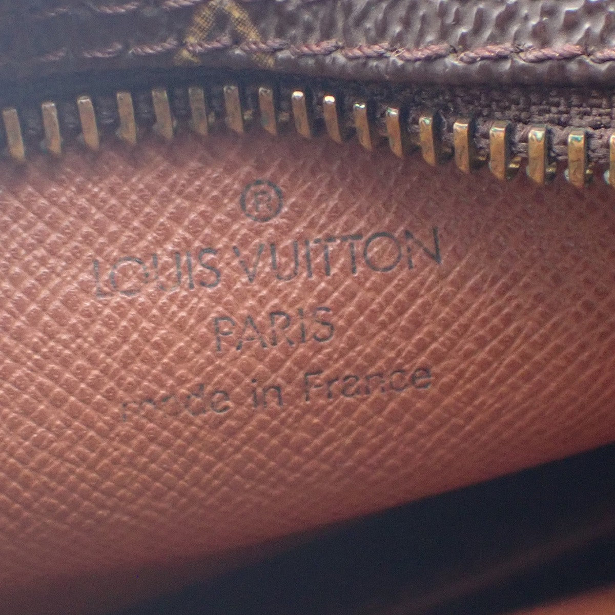 LOUIS VUITTON Amazon Crossbody Shoulder Bag Monogram Leather BN M45236 32KC861