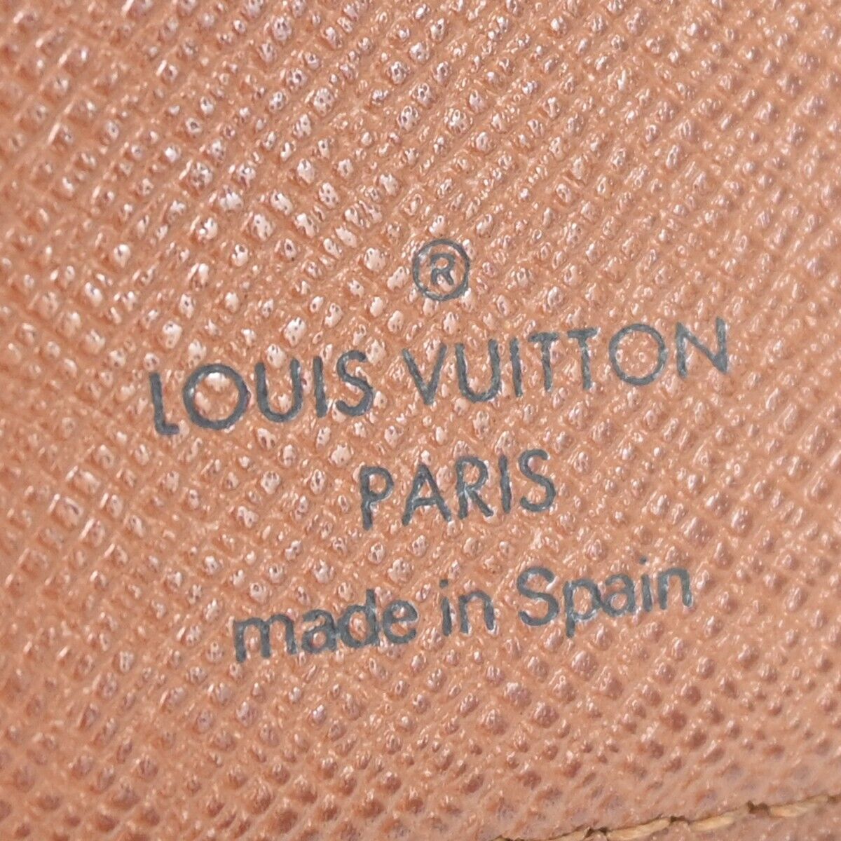 LOUIS VUITTON LV Billets Cartes Credit Monnaie Wallet Monogram M61665 30FA115