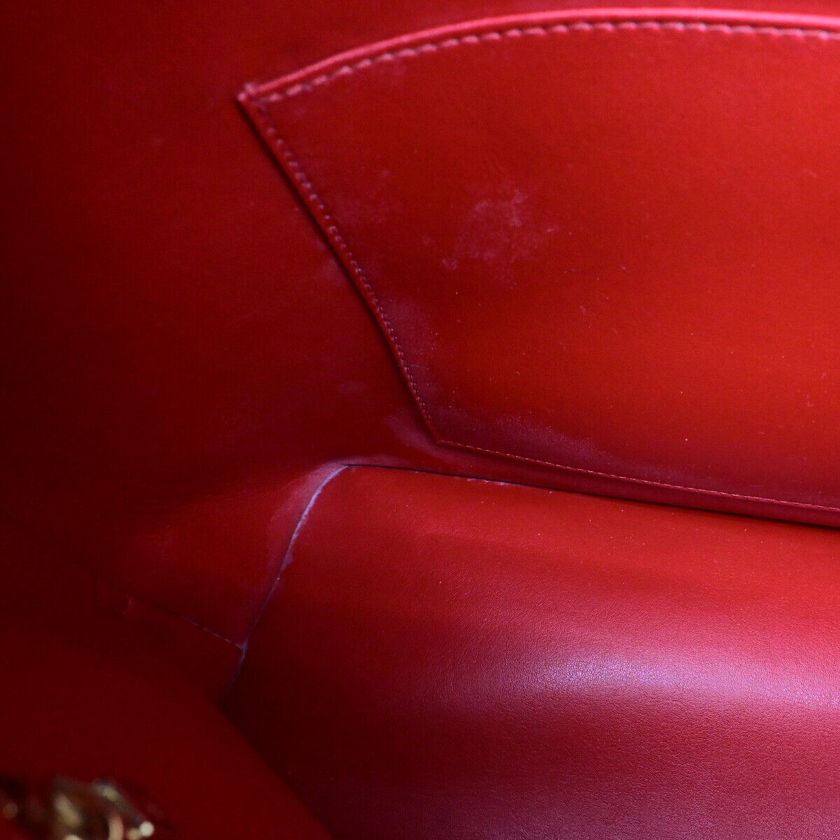 LOUIS VUITTON Houston Shoulder Bag Monogram Vernis Rouge M91092 60YF418