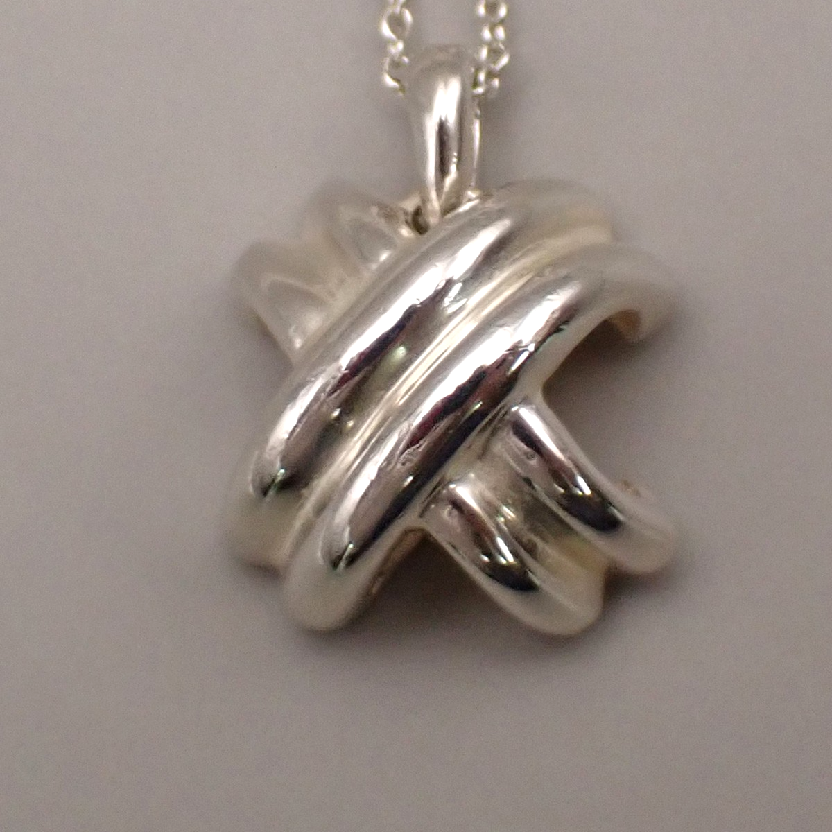 Tiffany & Co. Signature X Cross Chain Necklace Pendant Ag 925 Silver 05YH714