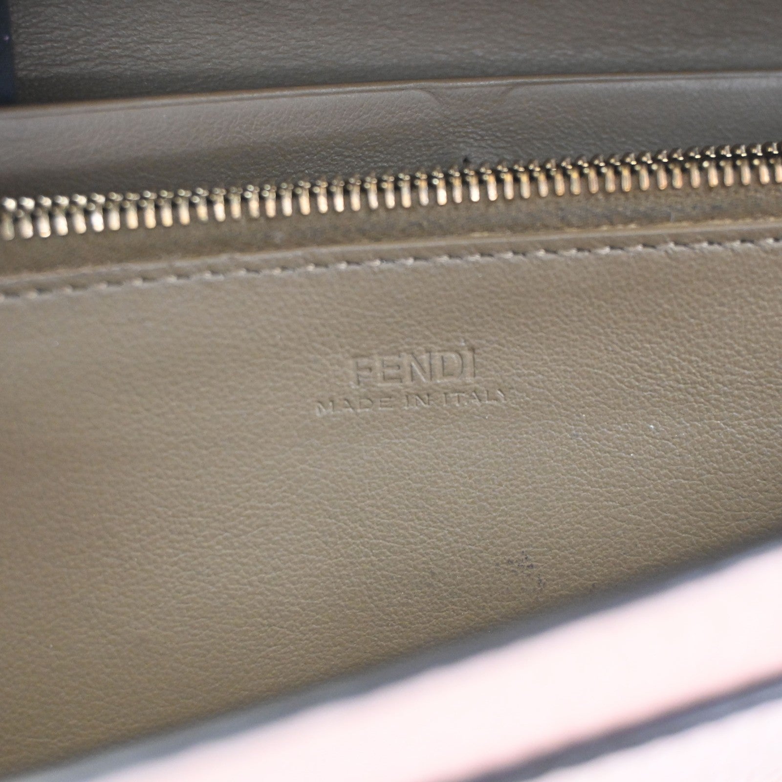FENDI Logo Peekaboo Bifold Turn Lock Long Wallet Leather Pink Italy GHW 61KC929