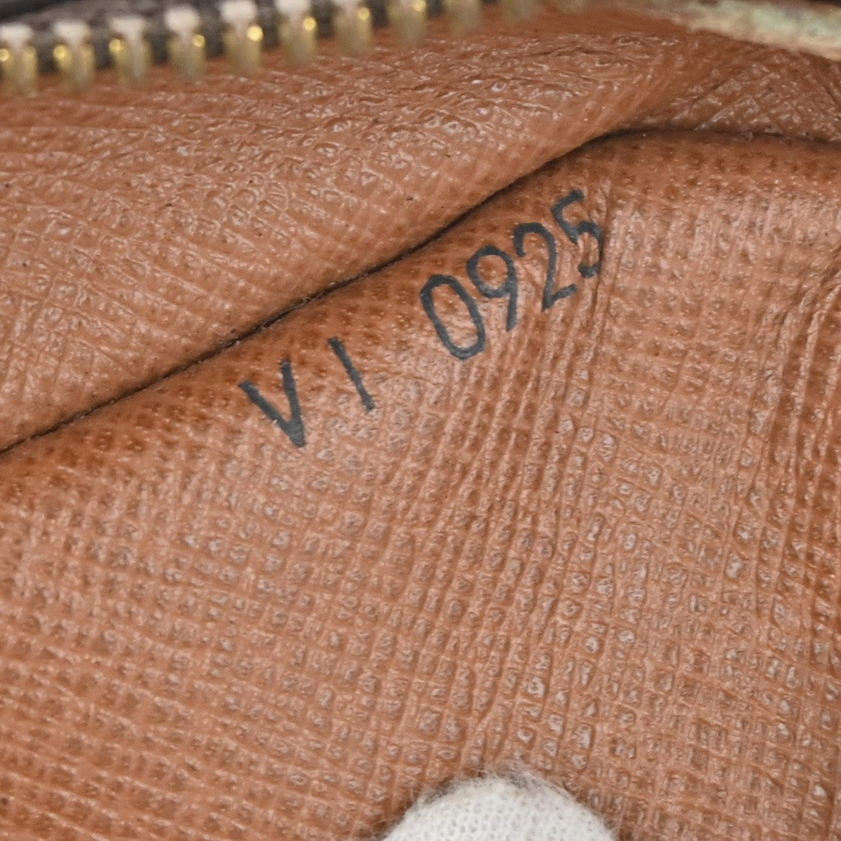 LOUIS VUITTON Porte Documents Voyage Business Hand Bag Monogram M53361 64YH343