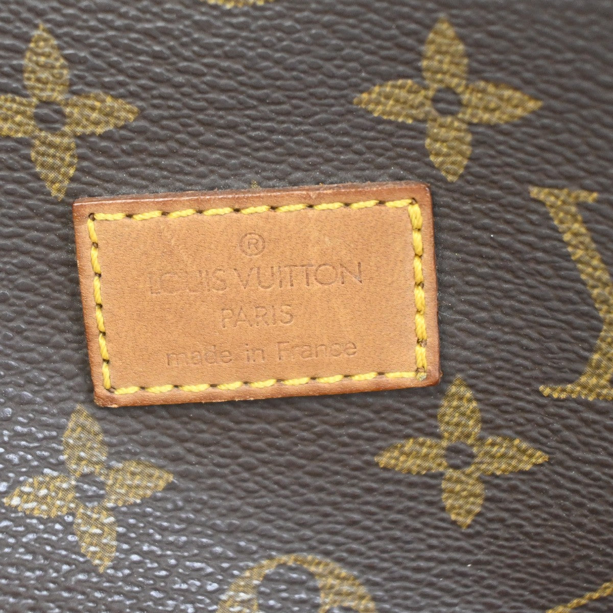 LOUIS VUITTON Saumur 35 Shoulder Bag Monogram Leather BN France M42254 87CA898