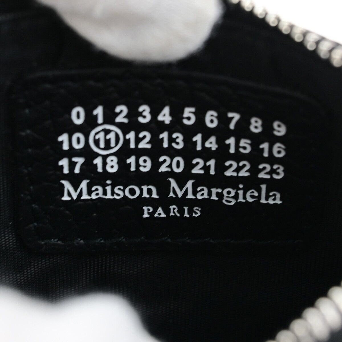 MAISON MARGIELA Logo Card Case Coin Compact Wallet Leather Black SHW 37SJ176