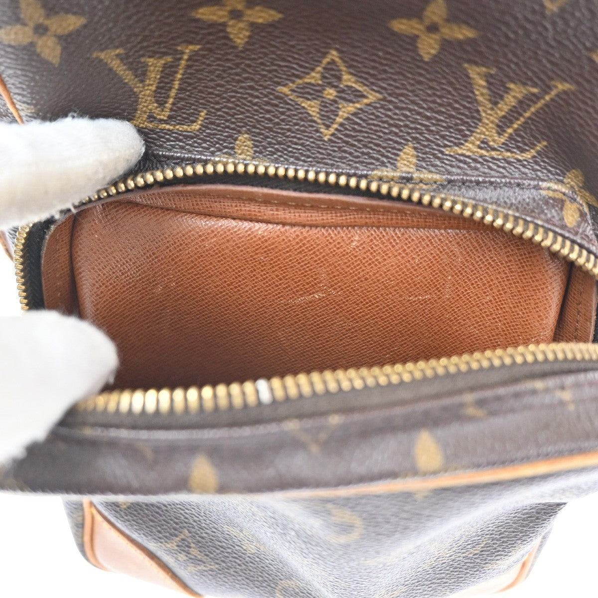 LOUIS VUITTON Amazon Crossbody Shoulder Bag Monogram Leather BN M45236 32KC420