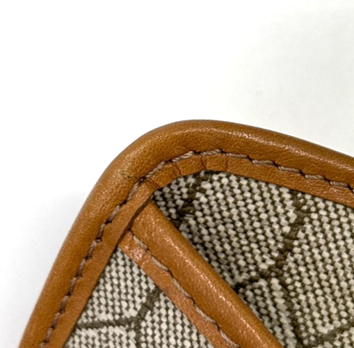 CHRISTIAN DIOR Honeycomb Pattern Shoulder Hand Bag PVC Leather BE France 32MA466