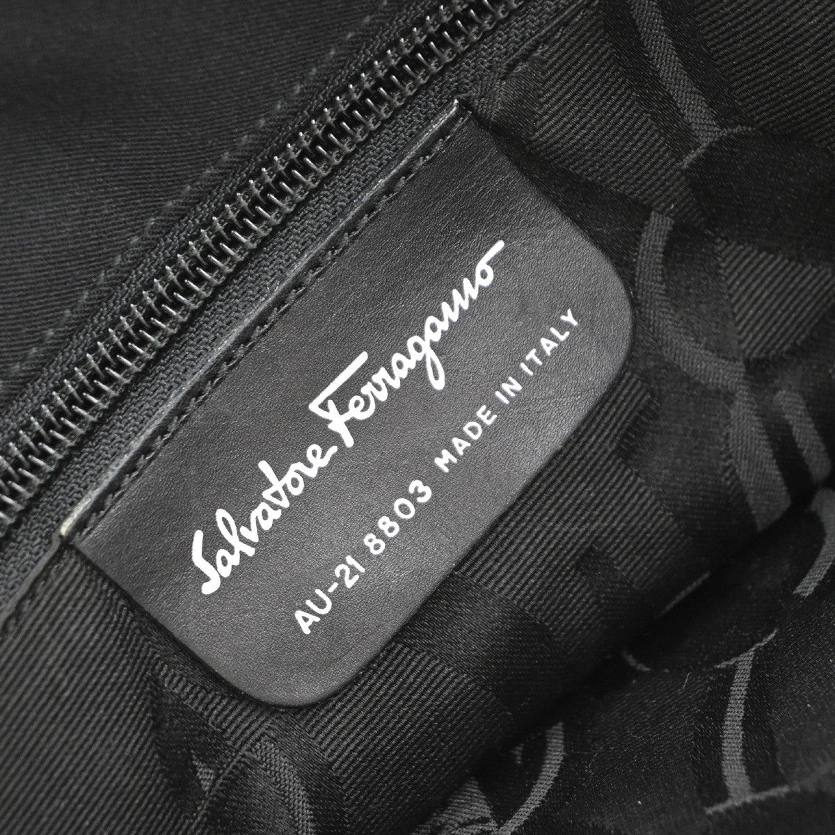 SALVATORE FERRAGAMO Vara Chain Tote Shoulder Bag Nylon Leather Black 61EG364