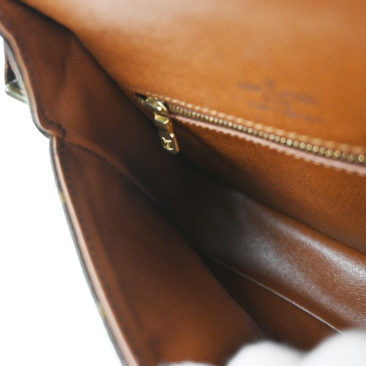 LOUIS VUITTON Saint Cloud MM Shoulder Bag Monogram Leather Brown M51243 33KP424