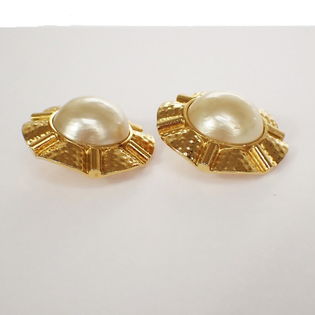 CHANEL CC Logo Round Button Earrings 25 Clip-On Imitation Pearl Gold 31GA593