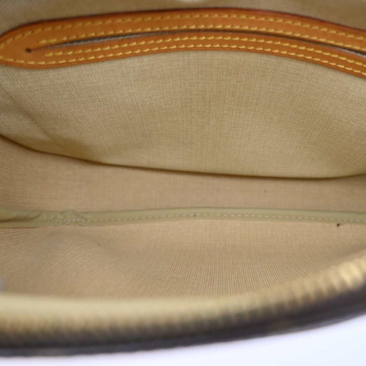 LOUIS VUITTON Reporter Crossbody Shoulder Bag Monogram Leather BN M45254 18MA080
