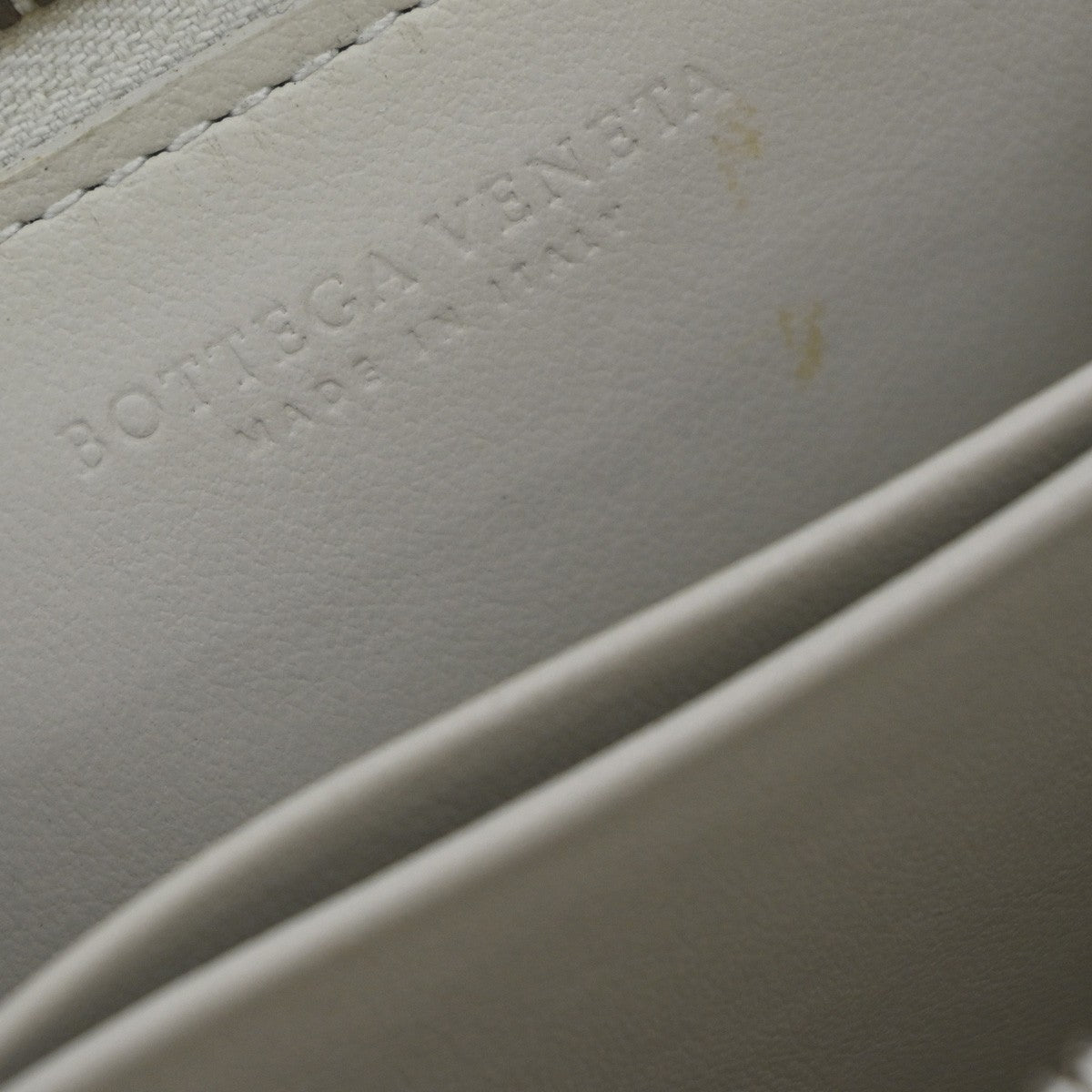 BOTTEGA VENETA Logo Intrecciato Compact Zipper Wallet Leather White 39EG240