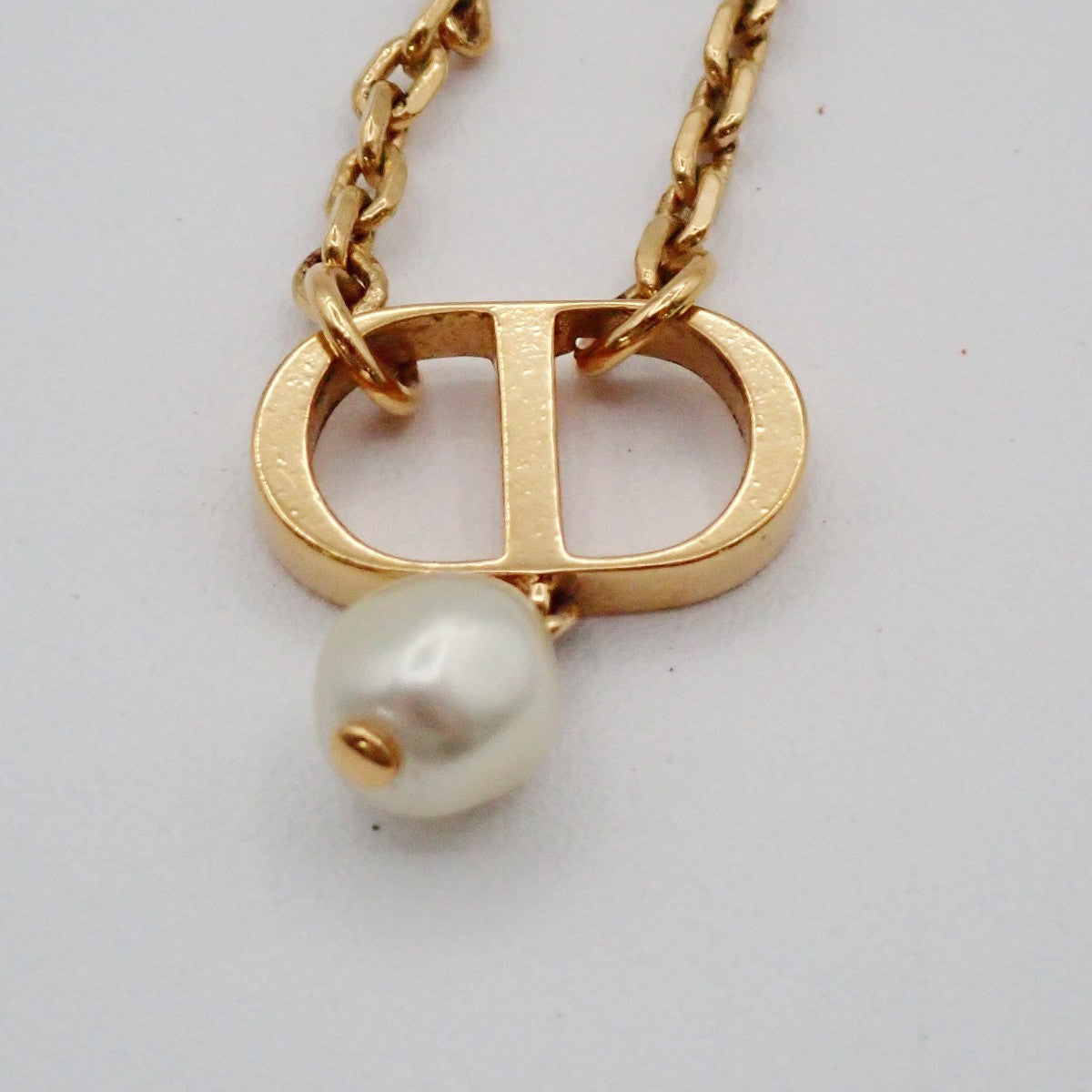 CHRISTIAN DIOR Petit CD Necklace Metal Gold Finish Imitation Pearl GHW 30RL866
