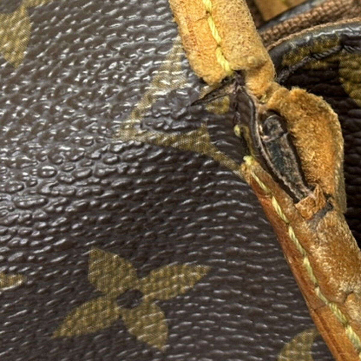 LOUIS VUITTON Messenger Bosphore PM Shoulder Bag Monogram Leather M40106 83HC048