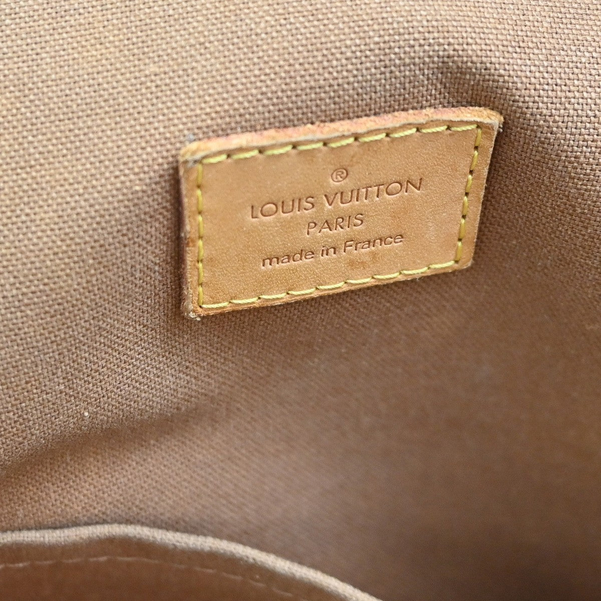 LOUIS VUITTON Lockit Horizontal Shoulder Bag Monogram Leather BN M40104 14CA586