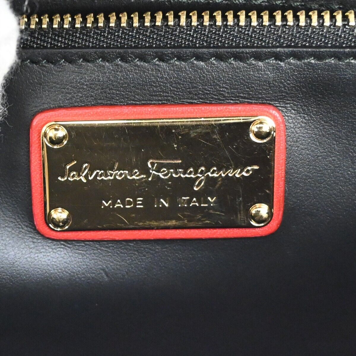 SALVATORE FERRAGAMO Vara Studs 2Way Shoulder Clutch Hand Bag Leather Red 88YD333