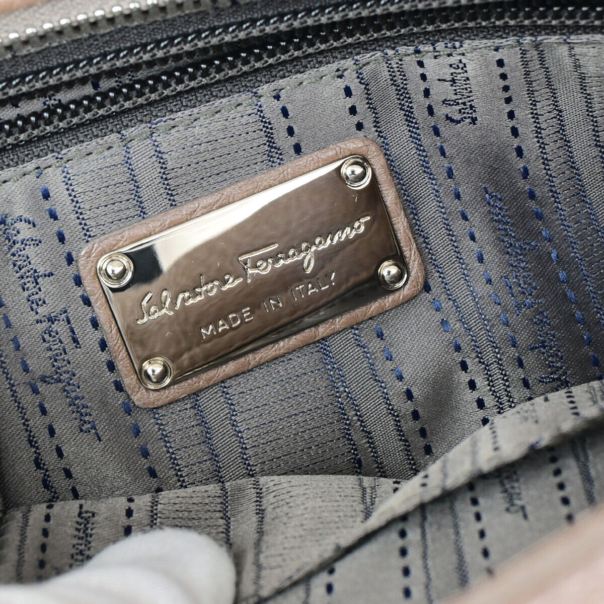 SALVATORE FERRAGAMO Gancini Sofia 2Way Shoulder Hand Bag Leather BN SHW 39YF720