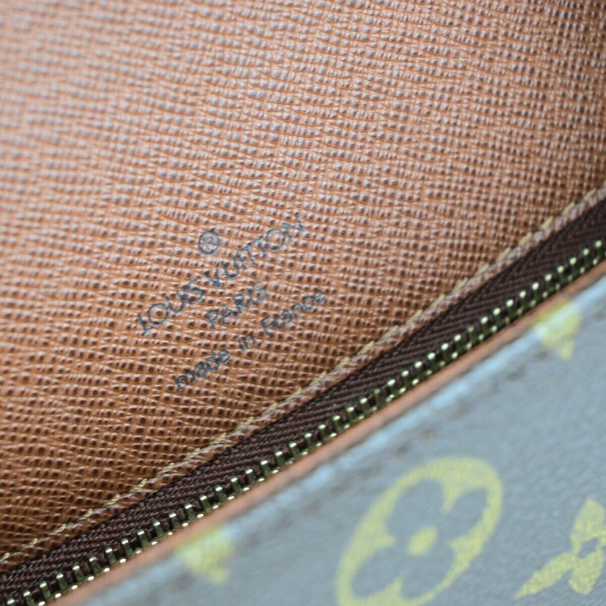 LOUIS VUITTON Saint Cloud MM Shoulder Bag Monogram Leather Brown M51243 35EC901