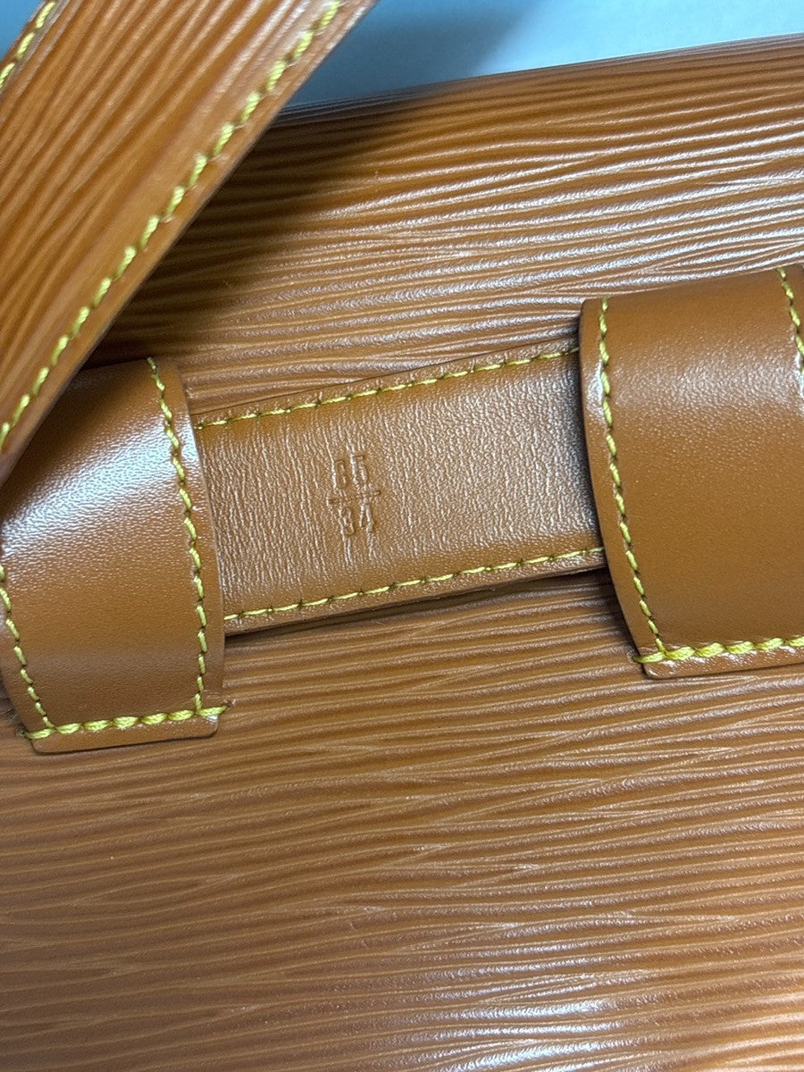LOUIS VUITTON Logo Tilsitt Bum Bag Epi Leather Brown France M52608 33KD180