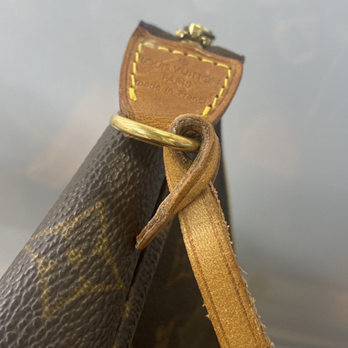 LOUIS VUITTON Pochette Accessoires Hand Bag Monogram Leather BN M51980 32YH053